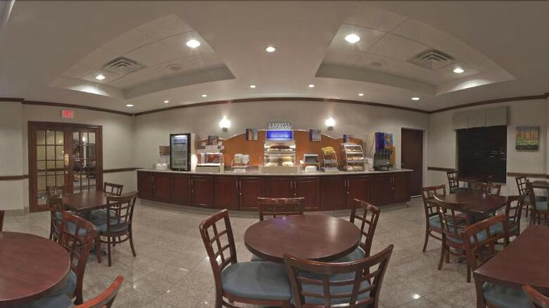Hotel Holiday Inn Express Newton Falls