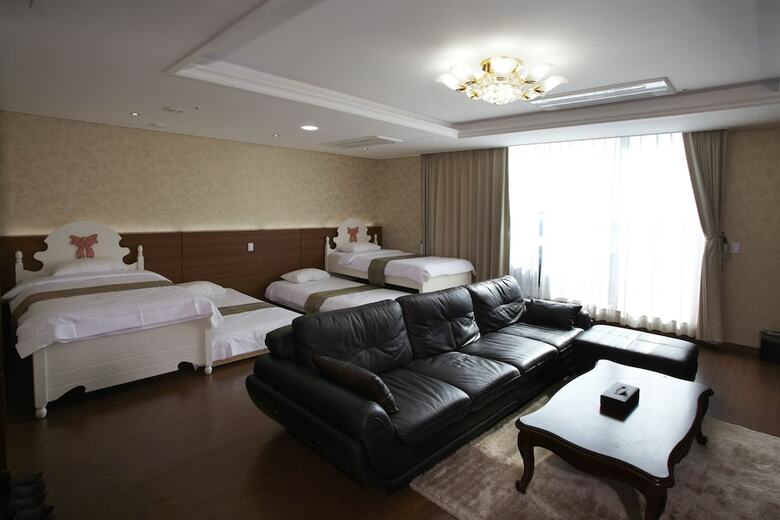Benikea Hotel Yeosu
