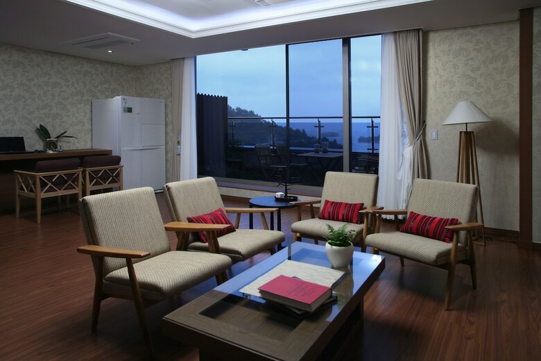 Benikea Hotel Yeosu