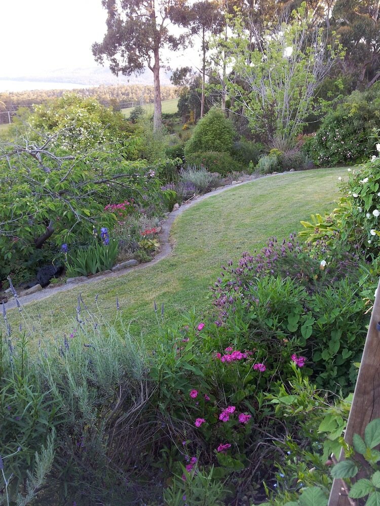 Waterview Gardens Bed And Breakfast