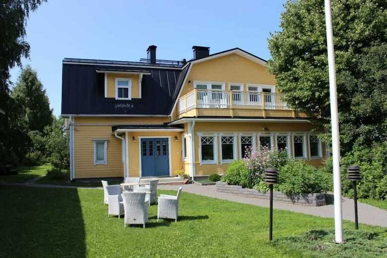 Hotel Lomamokkila