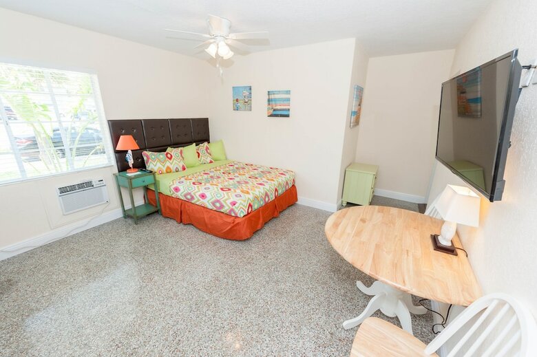 Motel Brightwater Suites On Clearwater Beach