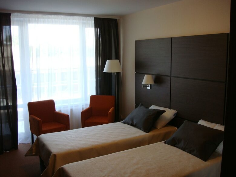 Hotel Mirniy Resort