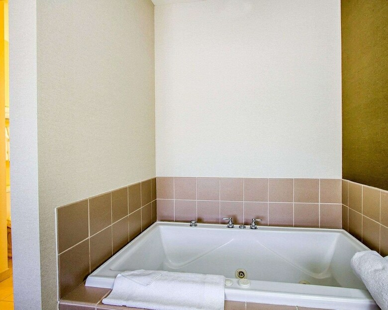 Hotel Quality Suites