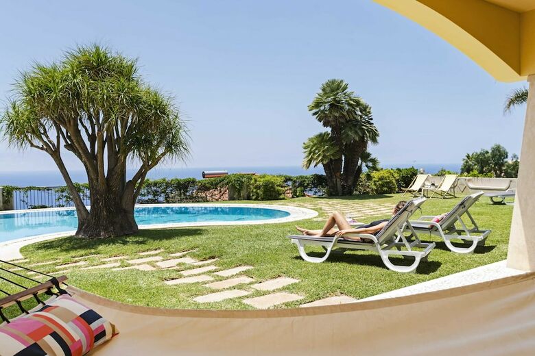 Villa Vila Eucalipto By An Island Apart