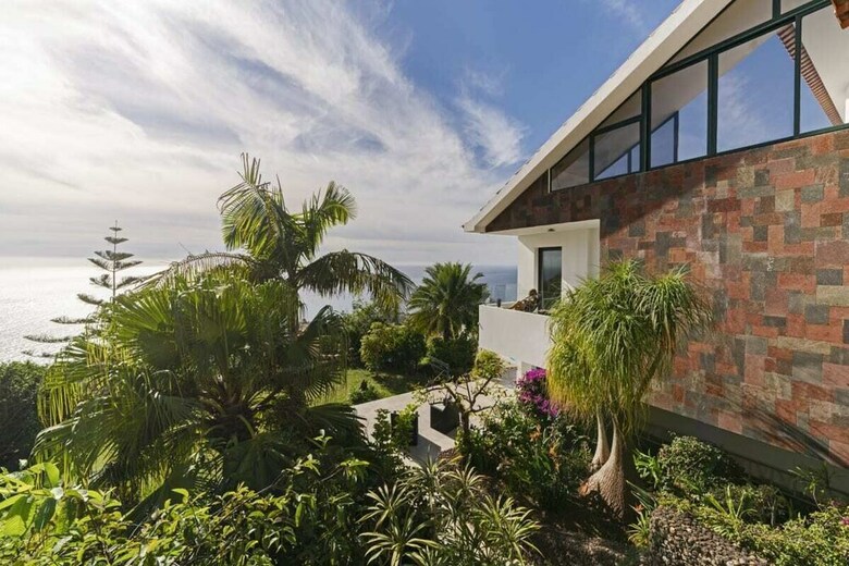 Sky Villa By An Island Apart