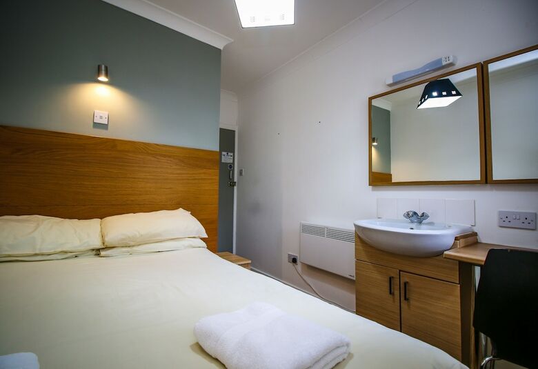 Charing Cross Hotel