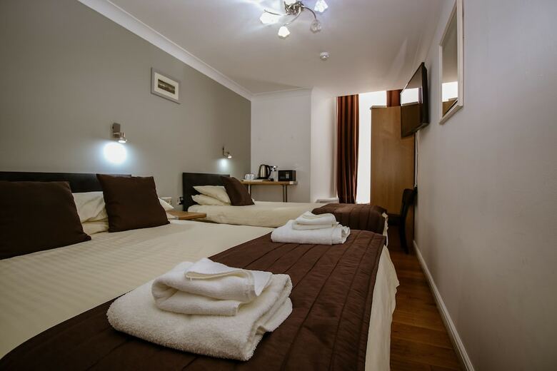 Charing Cross Hotel