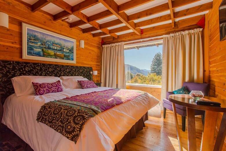 Hotel Faraway