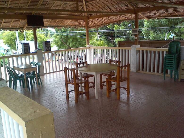 Hotel Randy's Bantayan Island Resort