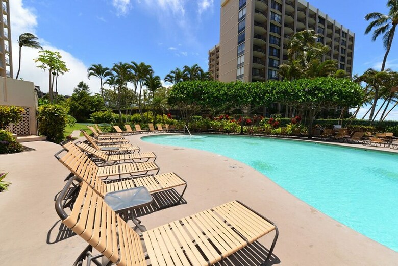 Royal Kahana 618 Studio Bedroom Condo
