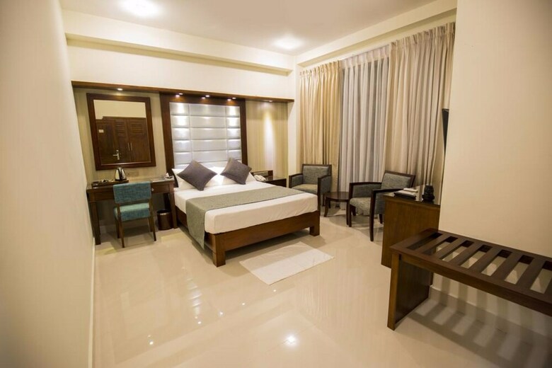 Seven Eleven Hotel -colombo