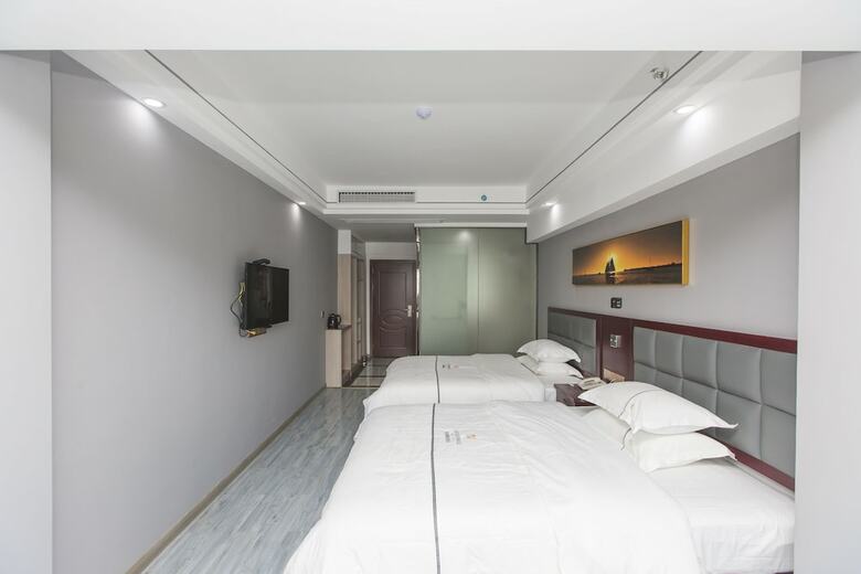 Jun Yue Man Ju Hotel