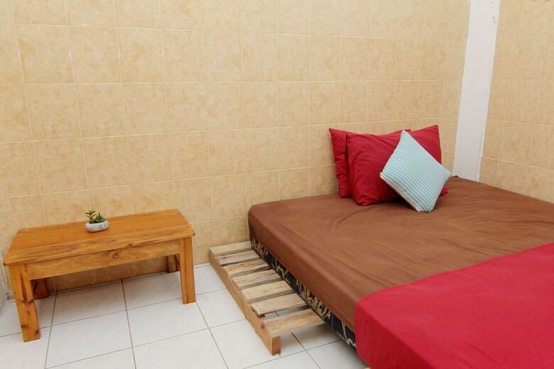 Hostal Arjuna 31 Homestay
