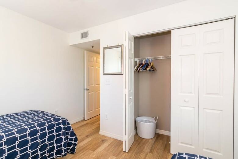 Cove At Sandy Pointe Unit 210