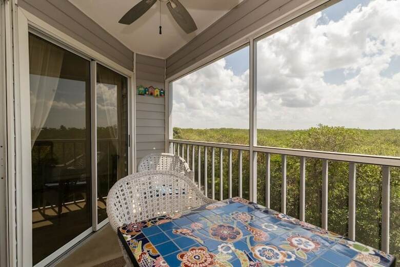 Cove At Sandy Pointe Unit 210