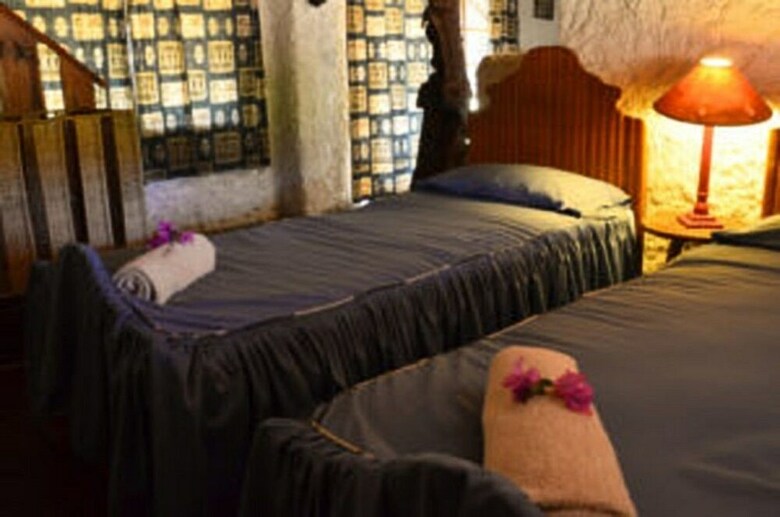 Posada Nyangombe Safari Lodge