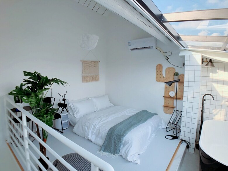 Hotel Live Inn Home