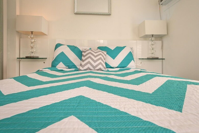 Oceanic Estate #4 - Two Bedroom Apartment
