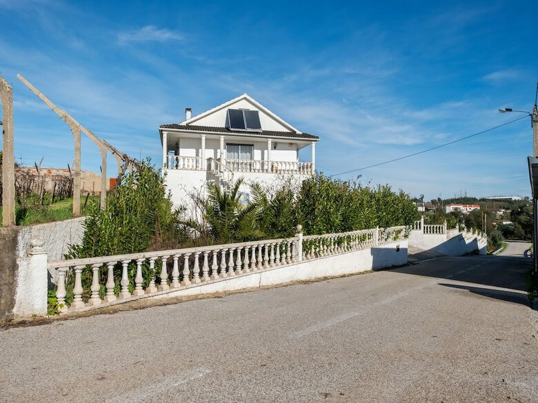 Spacious Holiday Home In Carvalheira Grande With Pool