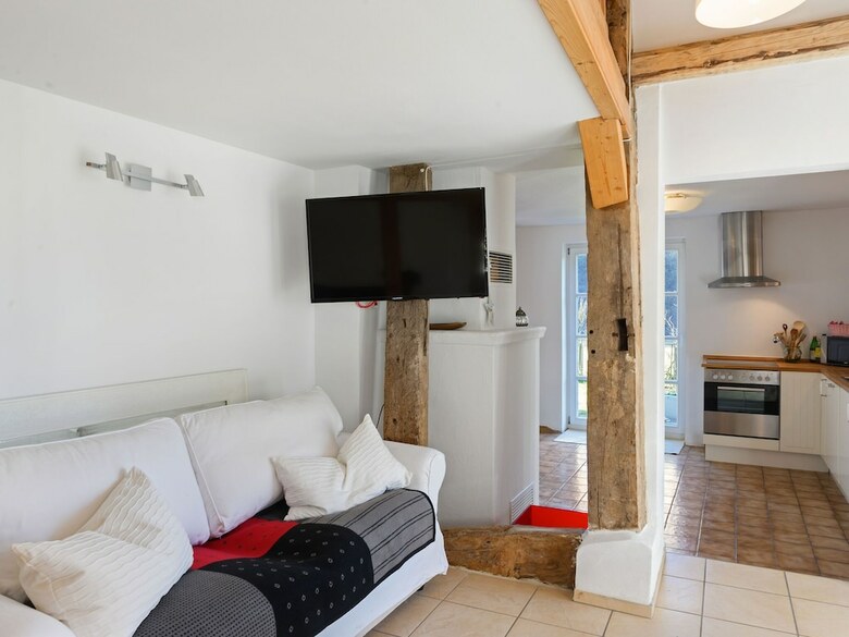 Cosy Mansion Eppe In Uplandes With Sauna