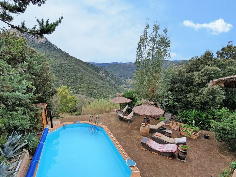 Beachy Villa In Saint-arnac With Swimming Pool