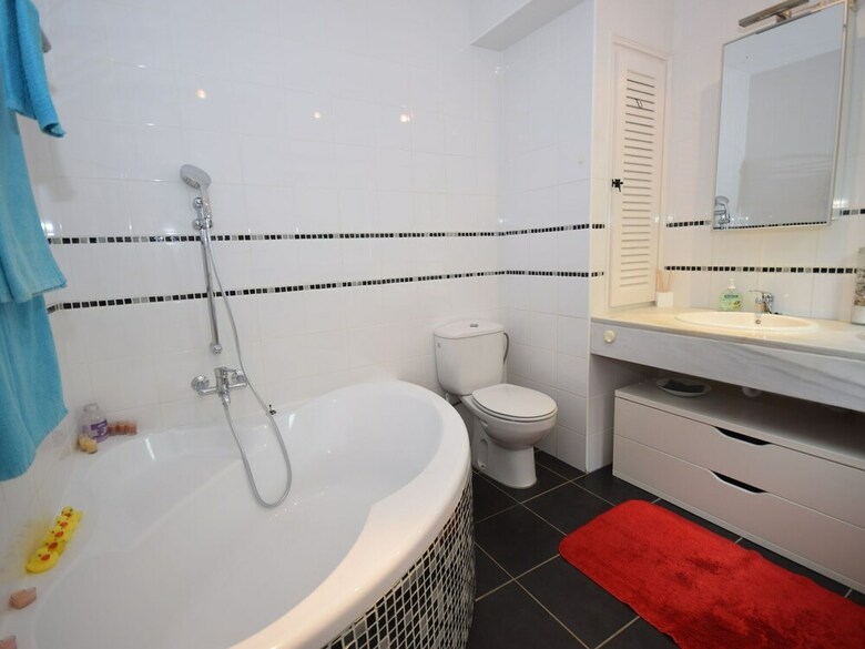 Magnificent Villa In Calonge With Terrace