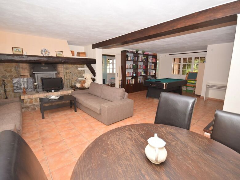 Magnificent Villa In Calonge With Terrace