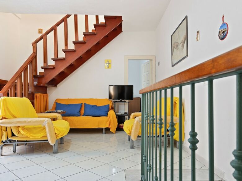 Beautiful Holiday Home In Forio With Roofed Terrace