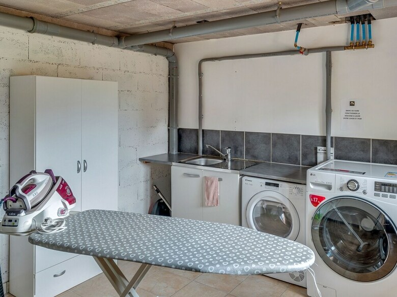 Comfortable Holiday Home In Petit-croix Near Novillard
