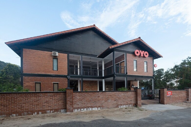 Hotel Oyo 90033 Rania Beach Resort