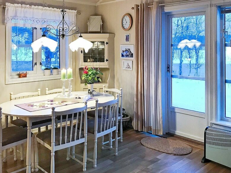 6 Person Holiday Home In Ballangen