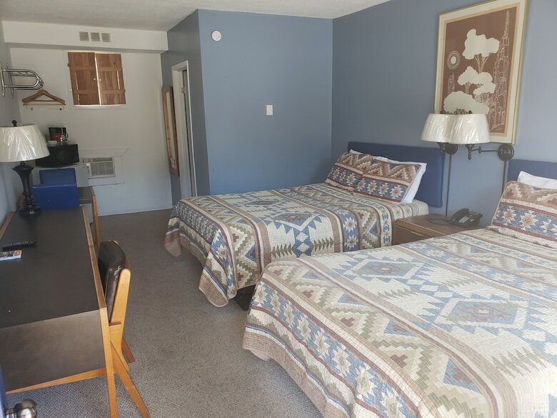 Two River Motel