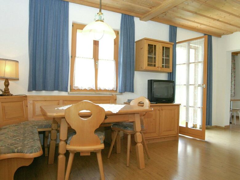 Spacious Holiday Home In Tauplitz With Terrace