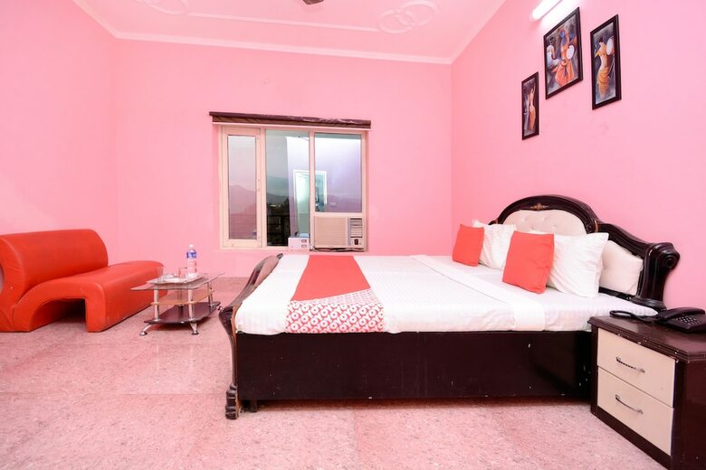 Hotel Oyo 27963 Dreamland
