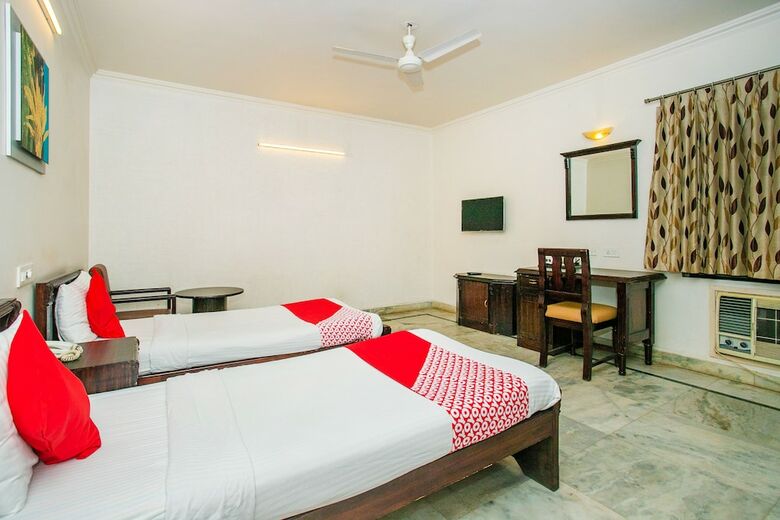 Hotel Oyo 26955 Asteria
