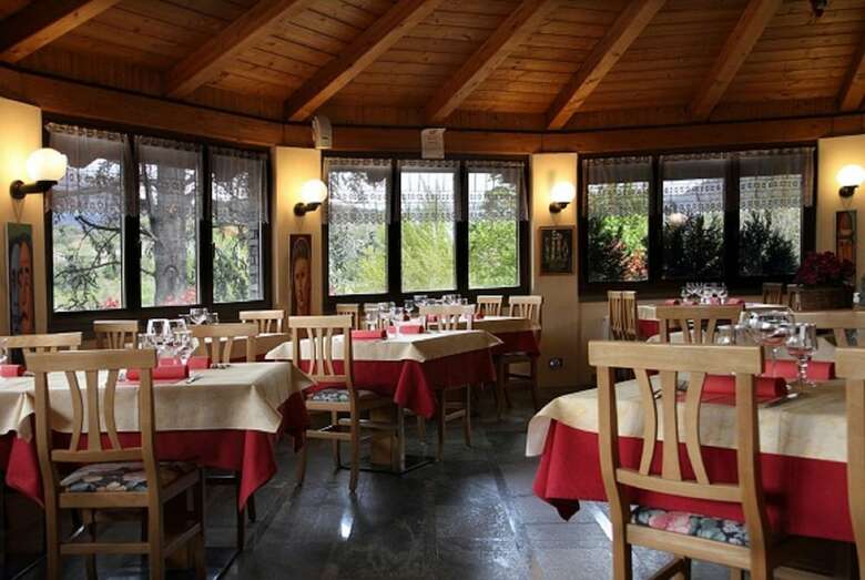 Hotel Le Charaban