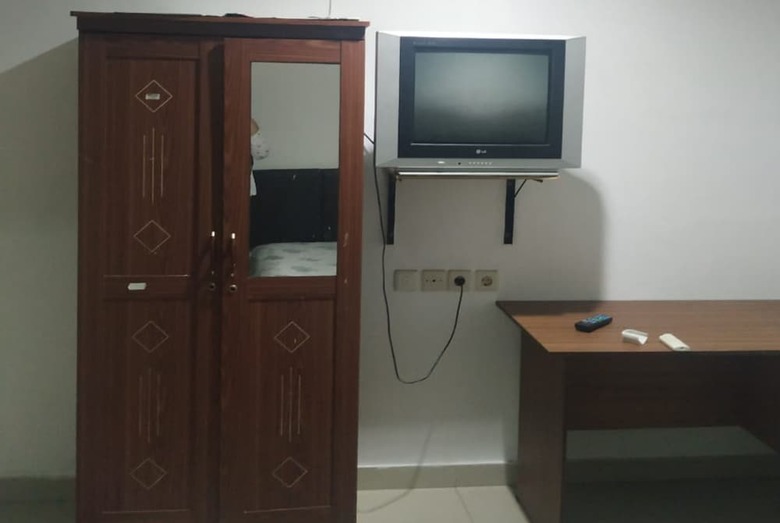 Hostal Oyo 2506 Prestige Residence 2