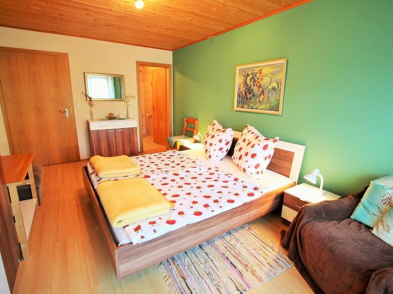 Spacious Apartment Near Ski Area In Liebetig