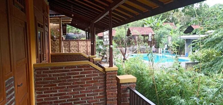 Hotel Rupan Homestay
