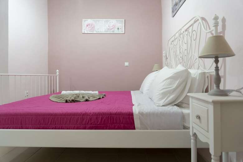 Liz Apartment  By Corfuescapes