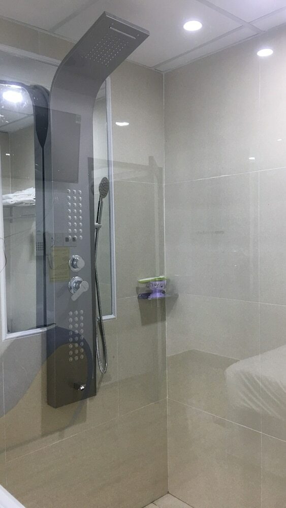Mai Tuan Pham Hung Hotel