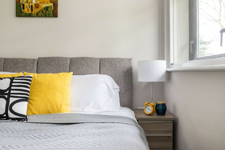 Home.ly - Watford Premier Apartments
