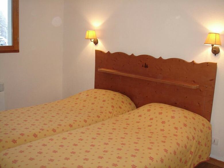 Residencia Adonis Molines By Olydea