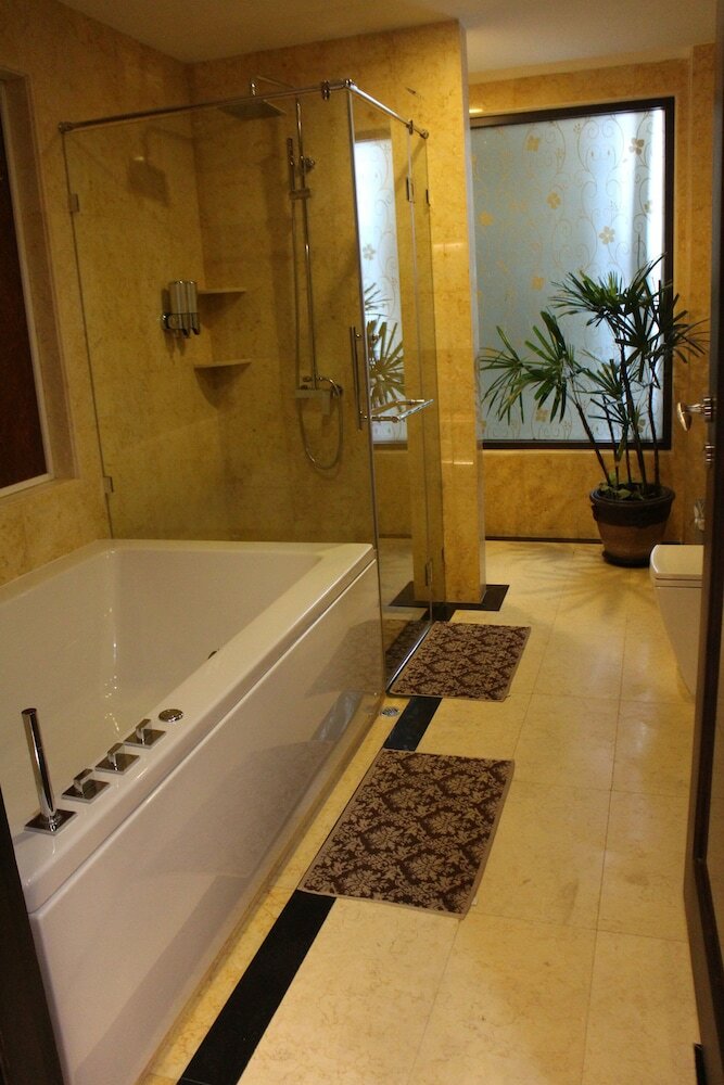 Maleewana Hotel & Resort