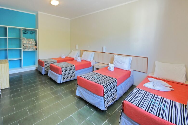 Cris Hotel