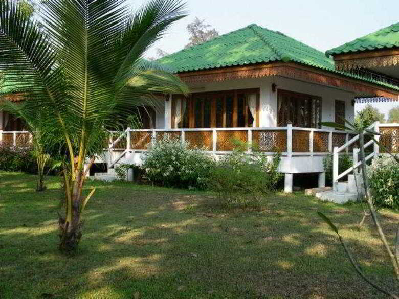 Hotel Ruen Thai Rim Haad Rayong