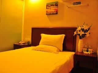Hotel Greentree Inn Haiyang Sweaters Town