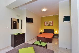 Apartamentos Elia Beach Suites