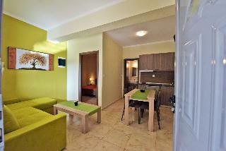 Apartamentos Elia Beach Suites